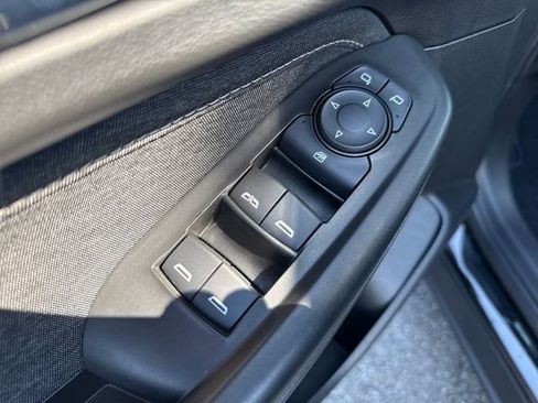 Used 2023 Chevrolet TrailBlazer ACTIV w/ Convenience Package FWD image 11