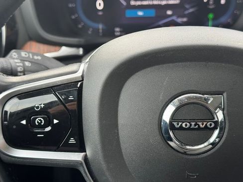 Used 2024 Volvo S60 B5 Plus image 24