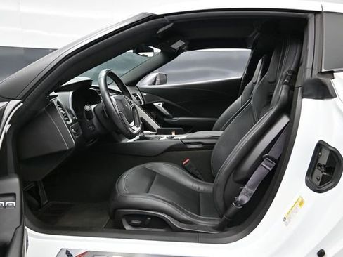 Used 2016 Chevrolet Corvette Stingray Coupe RWD image 22