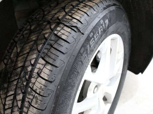 Used 2024 Chevrolet Equinox LS w/ LPO, Floor Liner Package image 33