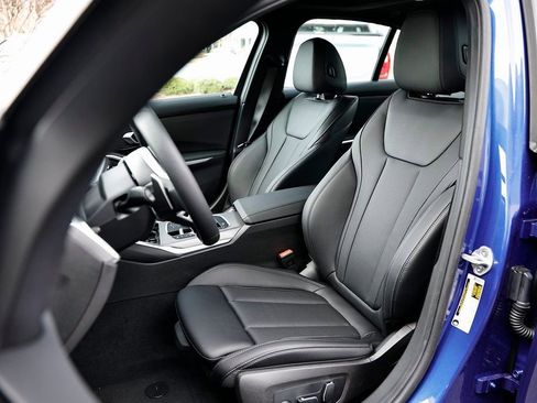 New 2026 BMW 330i 330i w/ M Sport Package image 19