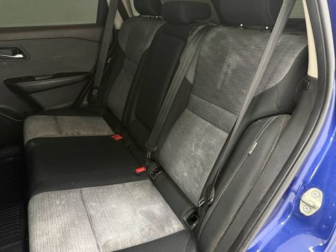 Used 2021 Nissan Rogue SV FWD image 34