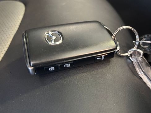 Used 2025 MAZDA CX-5 AWD 2.5 S w/ Select Package image 26