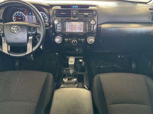 Used 2019 Toyota 4Runner TRD Off-Road AWD/4WD image 13