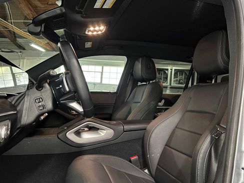Certified 2025 Mercedes-Benz GLS 450 4MATIC image 24