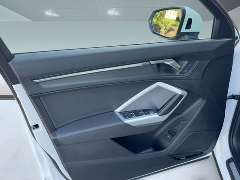 New 2025 Audi Q3 2.0T Premium image 13