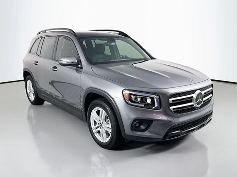 Used 2023 Mercedes-Benz GLB 250 4MATIC image 7