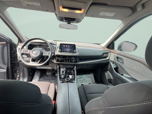 Used 2023 Nissan Rogue S AWD/4WD image 23