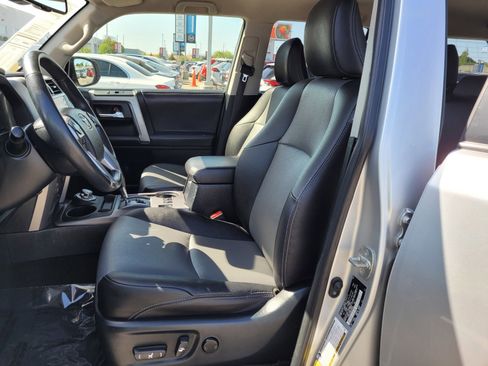 Used 2022 Toyota 4Runner SR5 Premium image 13