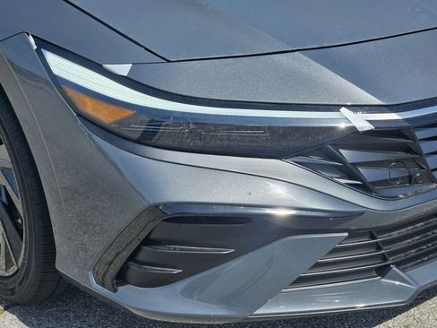 New 2026 Hyundai Elantra SEL Sport Premium FWD image 8