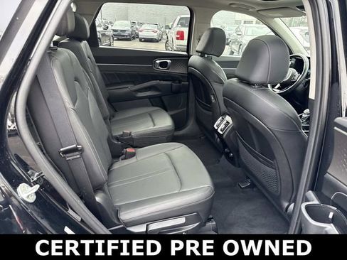 Used 2023 Kia Sorento SX FWD image 11
