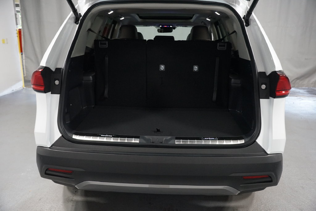 New 2026 Toyota Grand Highlander AWD Hybrid image 38