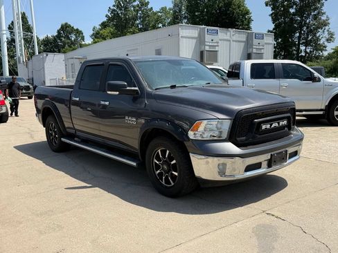 Used 2018 RAM 1500 Big Horn AWD/4WD image 4