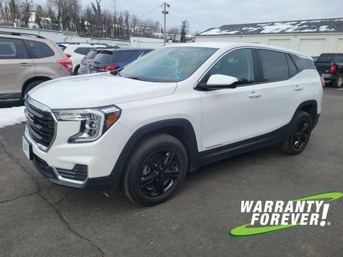 Used 2023 GMC Terrain SLE w/ LPO, Floor Liner Package image 3