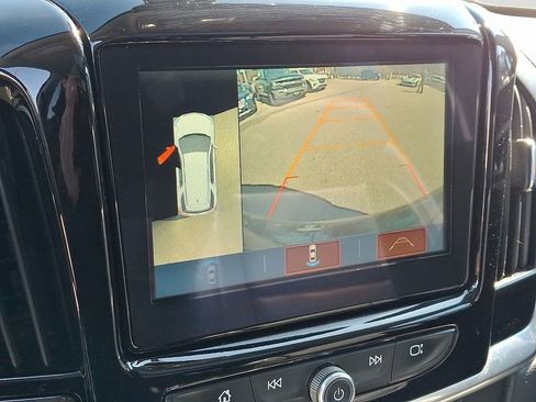 Used 2019 Chevrolet Traverse RS AWD/4WD image 21