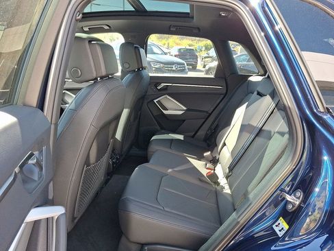 New 2025 Audi Q3 2.0T Premium image 8
