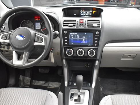 Used 2018 Subaru Forester 2.5i Premium w/ All-Weather Package AWD/4WD image 15