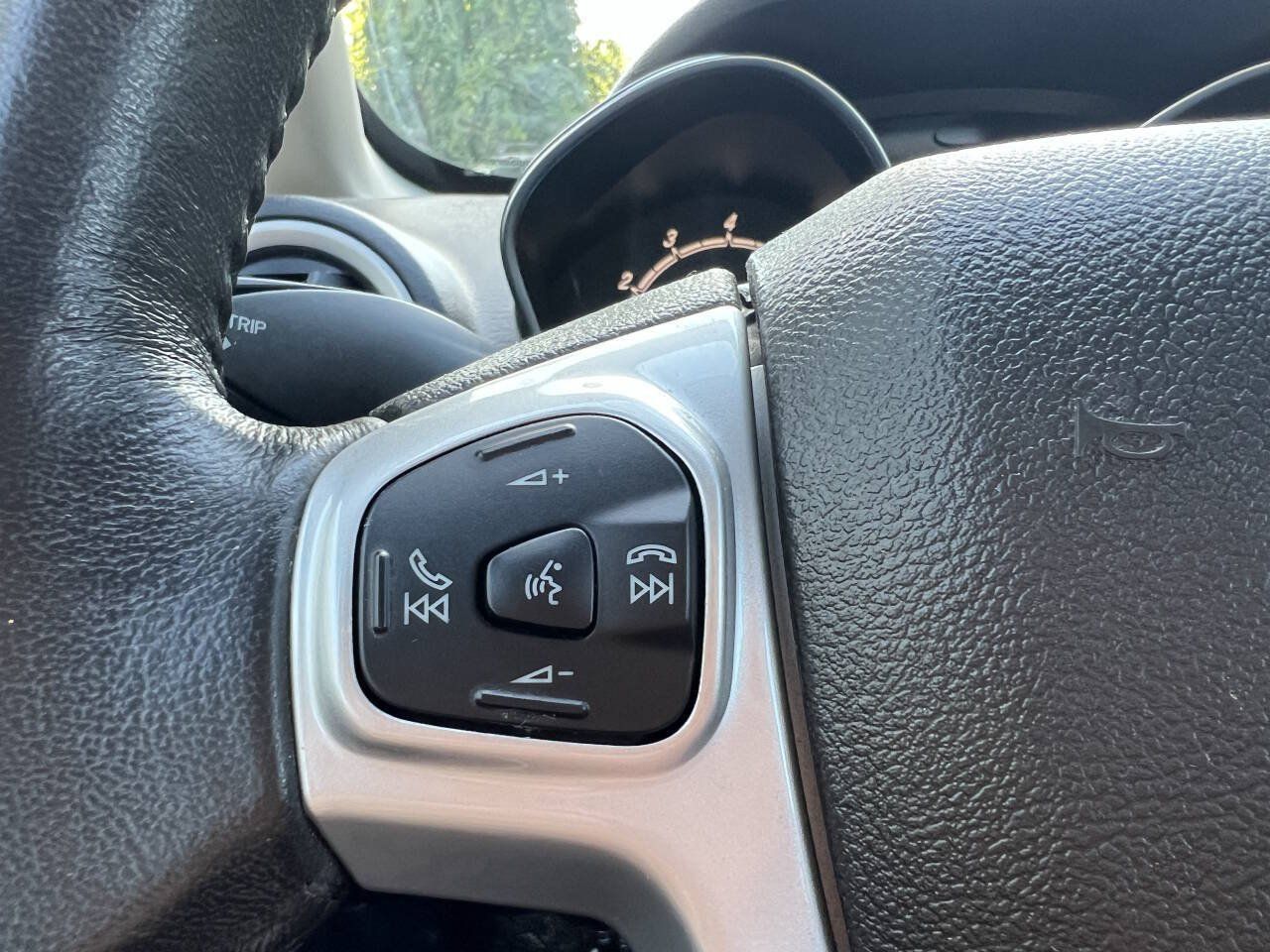 Used 2015 Ford Fiesta SE FWD image 16
