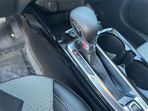 Used 2024 Chevrolet Trax LT image 23