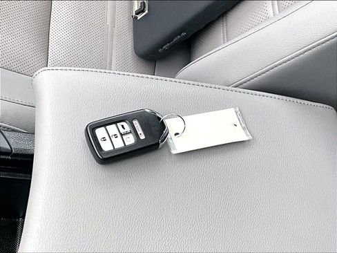 Used 2020 Honda CR-V EX-L image 31