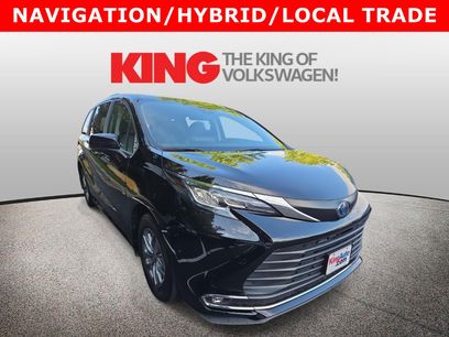 Used 2023 Toyota Sienna XLE