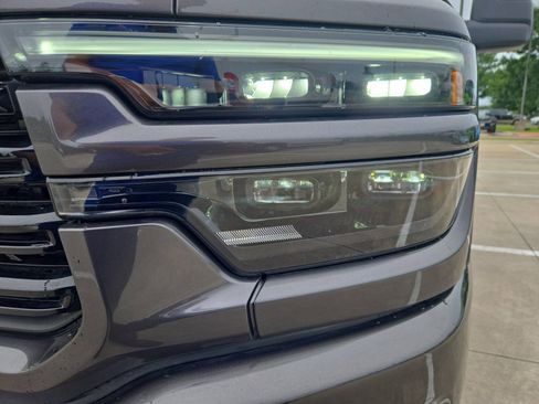 Used 2025 RAM 2500 Laramie w/ Night Edition AWD/4WD image 9