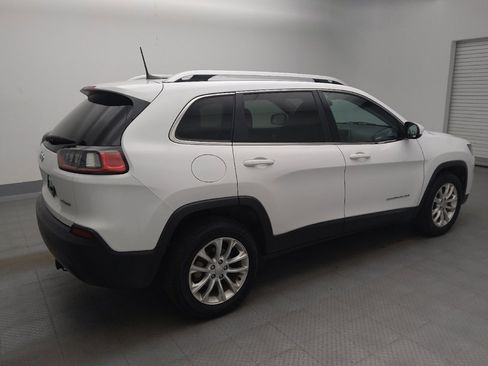 Used 2019 Jeep Cherokee Latitude w/ Popular Appearance Group FWD image 10