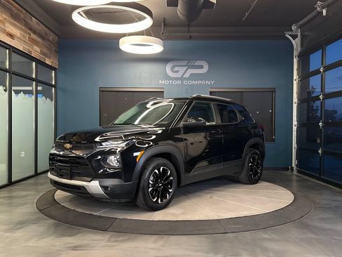 Used 2021 Chevrolet TrailBlazer LT w/ Convenience Package FWD image 7
