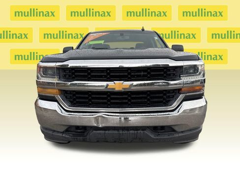 Used 2018 Chevrolet Silverado 1500 LT AWD/4WD image 8
