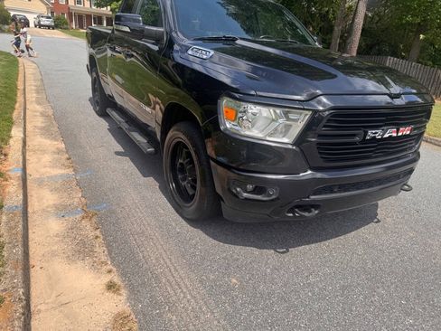 Used 2019 RAM 1500 Big Horn AWD/4WD image 9