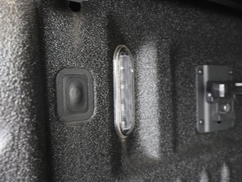 Used 2021 Ford F250 Lariat AWD/4WD image 31