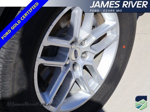 Certified 2025 Ford Explorer Active image 40