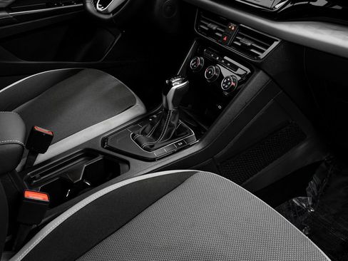 Used 2024 Volkswagen Taos S image 29