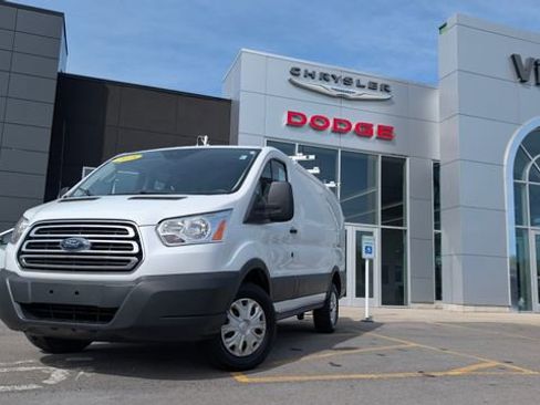 Used 2018 Ford Transit 250 130 Low Roof w/ Exterior Upgrade Package RWD image 1