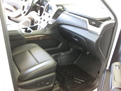 Used 2019 Chevrolet Tahoe LS w/ Skid Plate Package image 35