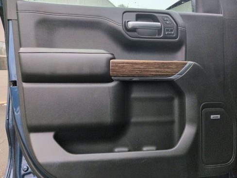 Used 2019 Chevrolet Silverado 1500 High Country w/ Technology Package image 23