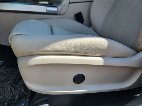 New 2025 Mercedes-Benz GLB 250 4MATIC image 23