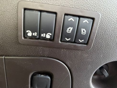 Used 2020 Chevrolet Tahoe Premier image 48