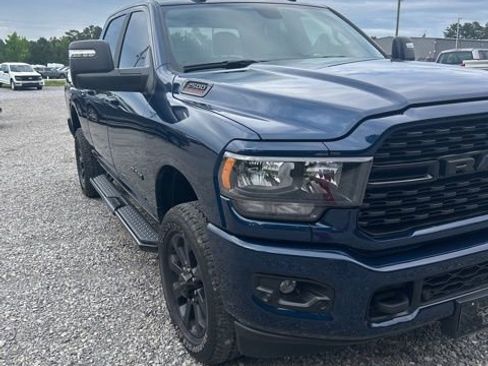 Used 2024 RAM 2500 Big Horn w/ Night Edition AWD/4WD image 3
