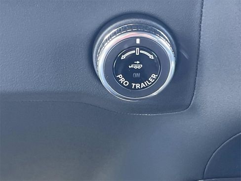 New 2025 Lincoln Navigator Reserve w/ Jet Appearance Package image 26