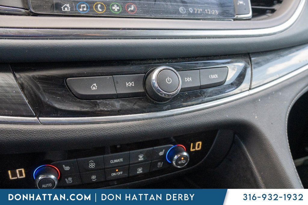 Used 2020 Buick Enclave Premium AWD/4WD image 8