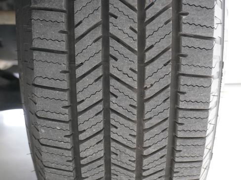 Used 2012 Toyota Tacoma PreRunner image 24