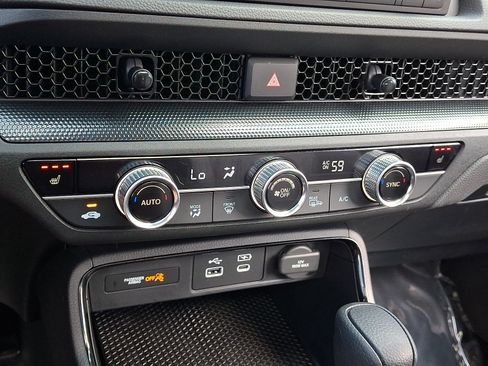 Certified 2024 Honda CR-V EX image 15
