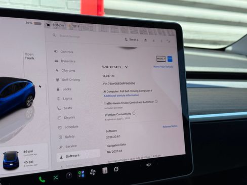 Used 2023 Tesla Model Y 2WD image 28