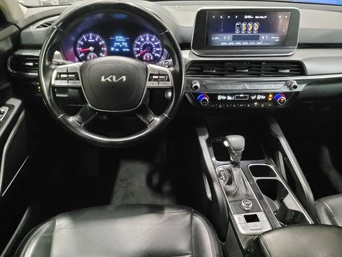 Used 2022 Kia Telluride LX FWD image 22