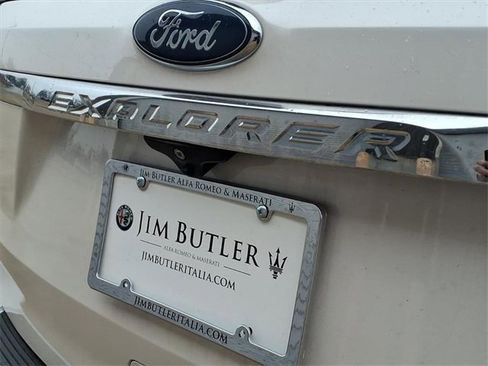 Used 2018 Ford Explorer XLT w/ Equipment Group 202A image 29