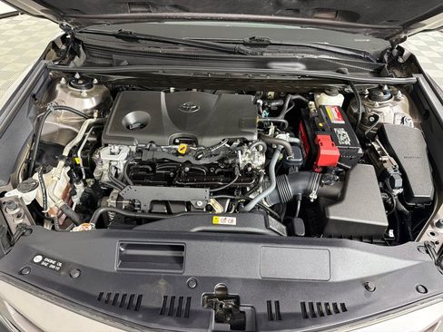 Used 2022 Toyota Camry SE FWD image 26