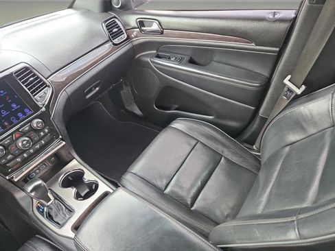Used 2021 Jeep Grand Cherokee Overland image 16