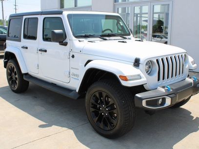 Used 2022 Jeep Wrangler Unlimited Sahara w/ Cold Weather Group