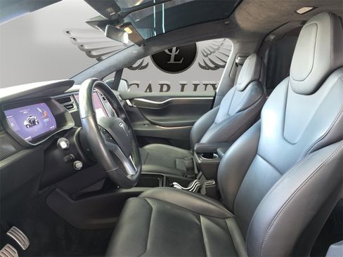 Used 2017 Tesla Model X 100D image 9